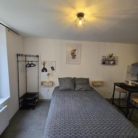 Cosy Studio Confort Etampes-sur-Marne Buitenkant foto