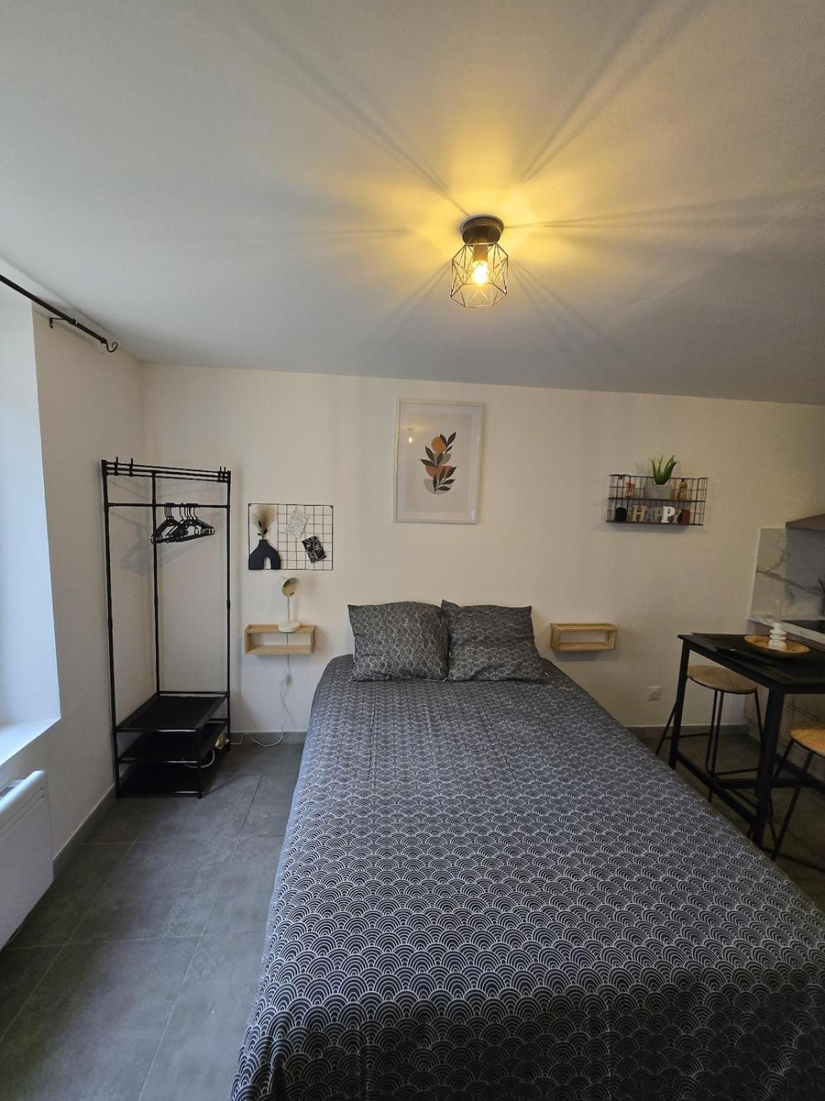 Cosy Studio Confort Etampes-sur-Marne Buitenkant foto